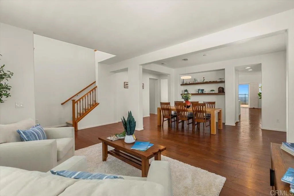 https://cdn.realtyfeed.com/cdn/127/306712239/cb9cc48d47af223d4f1cf5399ad00d2d.webp
