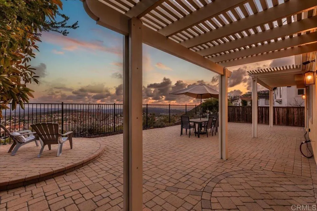 https://cdn.realtyfeed.com/cdn/127/306712239/e8c6b7f91cd88b22e5459fdafbadb6b7.webp