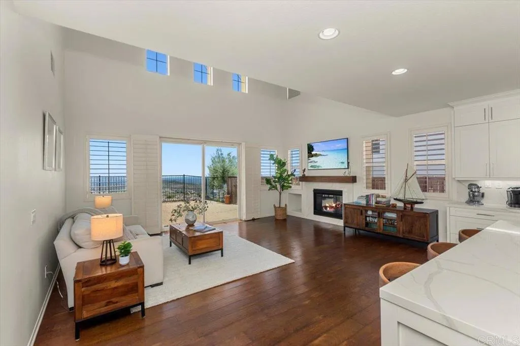 https://cdn.realtyfeed.com/cdn/127/306712239/f6d2336ada60774ca98da7a26f8e993e.webp