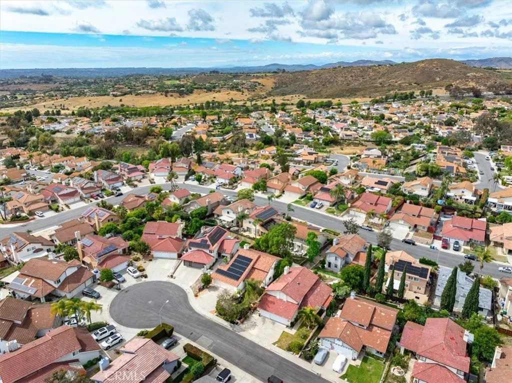 https://cdn.realtyfeed.com/cdn/127/306712243/0d1d393beb30c91a6d2d3075be96b750.webp