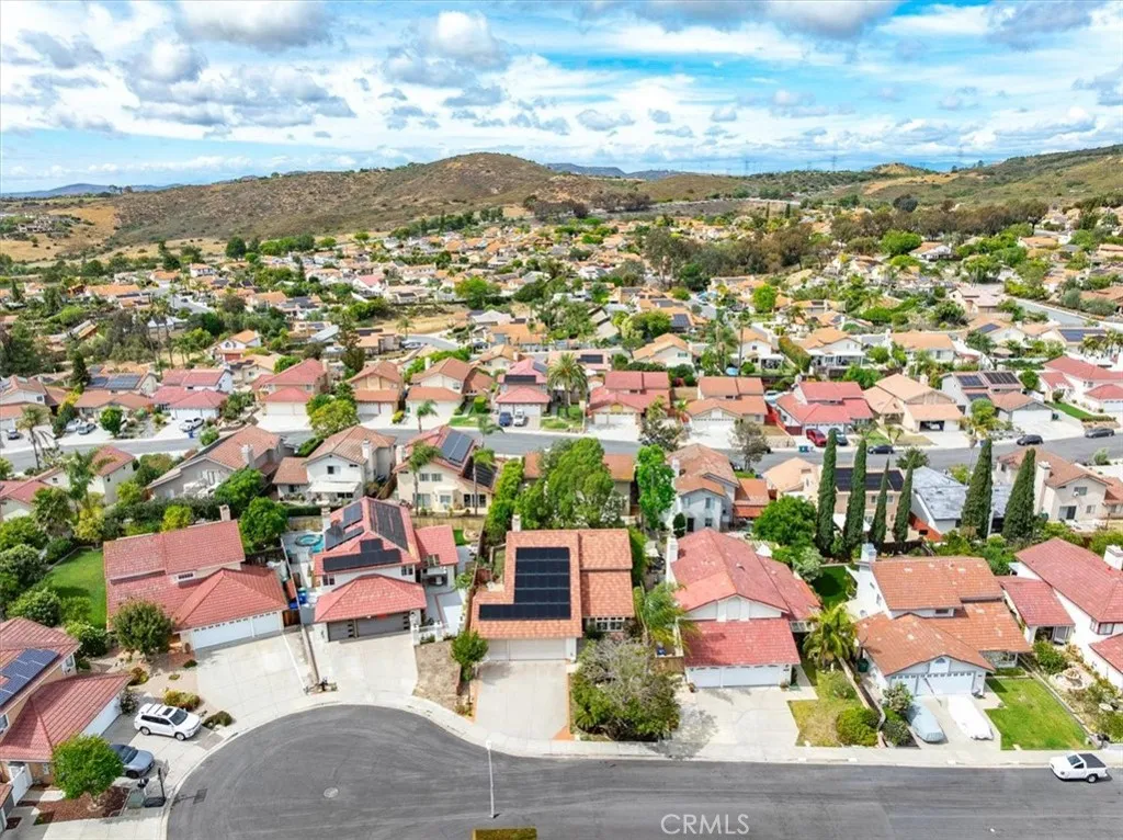 https://cdn.realtyfeed.com/cdn/127/306712243/2360af1aa8c2eb2a1e55044699094491.webp