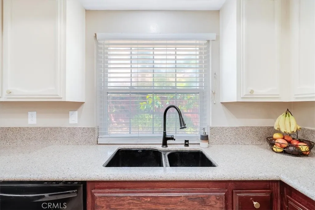 https://cdn.realtyfeed.com/cdn/127/306712243/46ec95c9ca43205149c00063be108263.webp