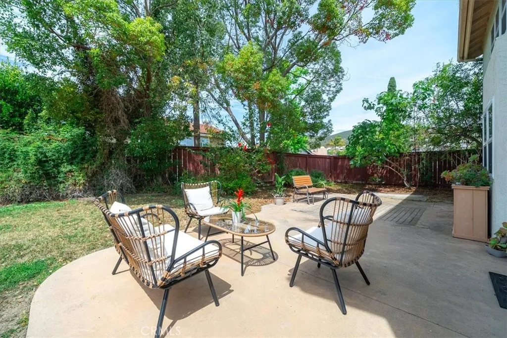 https://cdn.realtyfeed.com/cdn/127/306712243/881a319eb72b818c7fe2d397187e1a81.webp