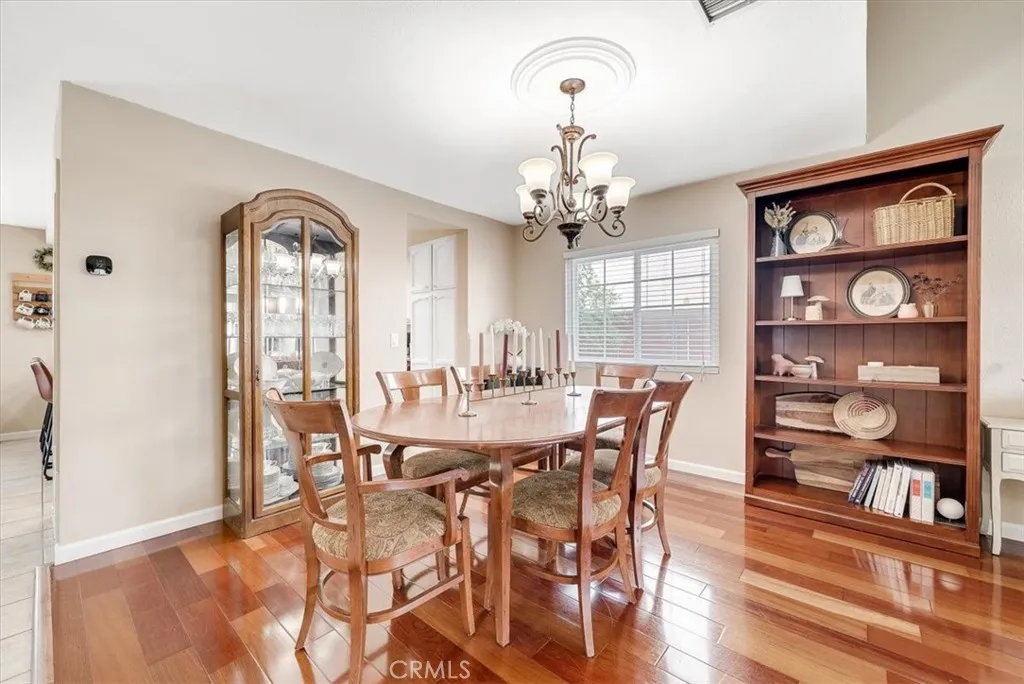 https://cdn.realtyfeed.com/cdn/127/306712243/b3284a15efc3edbf4cfe475e5d9ae6c2.webp
