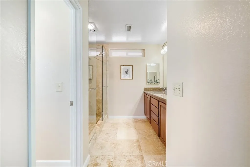 https://cdn.realtyfeed.com/cdn/127/306712243/c2efecfb6901a77069a1ca51ecf2fc66.webp
