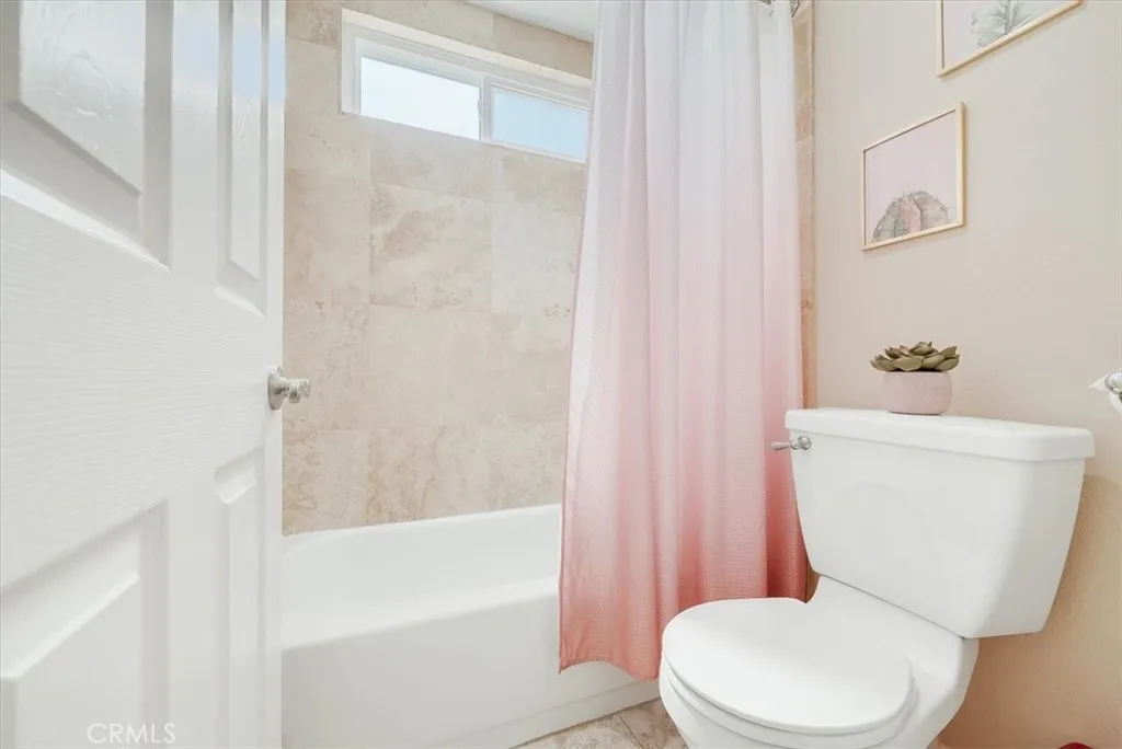 https://cdn.realtyfeed.com/cdn/127/306712243/f138f8a85636e0840c8a4b59c0af9759.webp