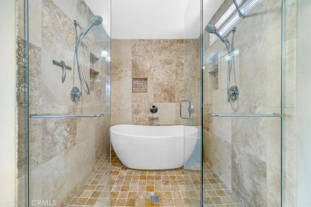 https://cdn.realtyfeed.com/cdn/127/306712243/f4faefab99338bbefb75338ab5655ccb.webp