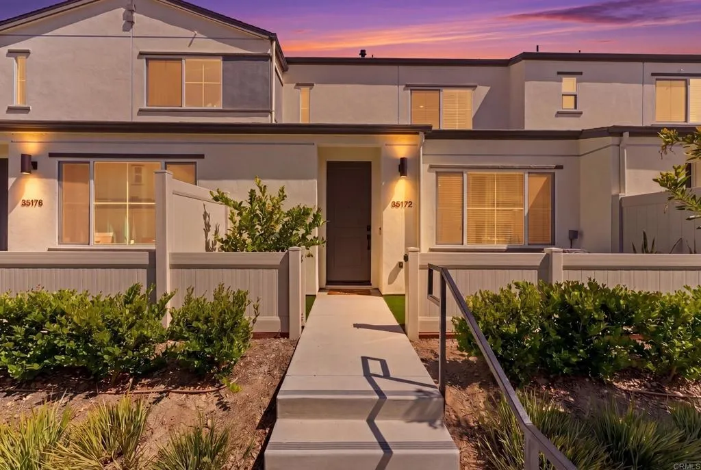 https://cdn.realtyfeed.com/cdn/127/306712305/e864d7e2f368e8e4035670086339c7ec.webp