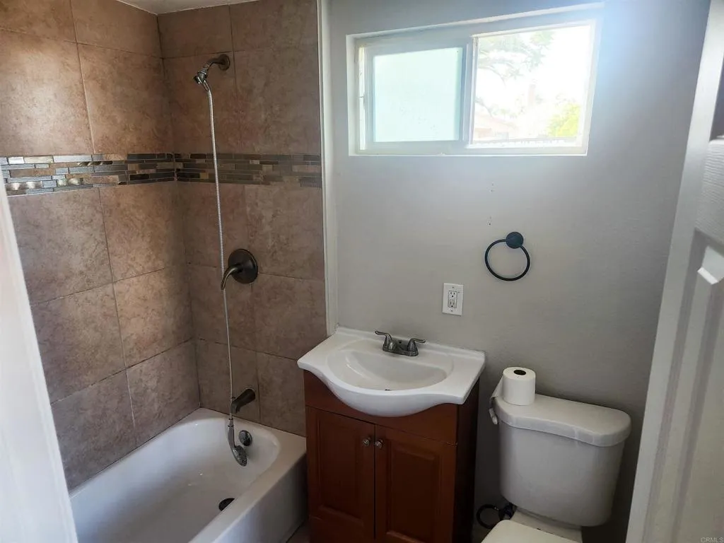 https://cdn.realtyfeed.com/cdn/127/306712307/0ca6c6d619da28c1348ce2709f817e2c.webp