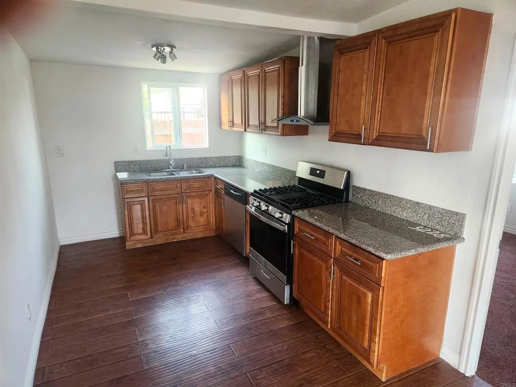 https://cdn.realtyfeed.com/cdn/127/306712307/e82f042ad735b627d3a1c259978ad79e.webp