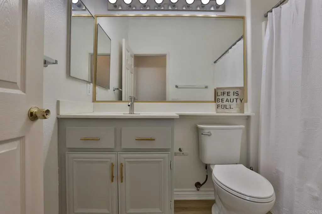 https://cdn.realtyfeed.com/cdn/127/306712346/02aac5be0caceb00833aa1bfc5c082b8.webp