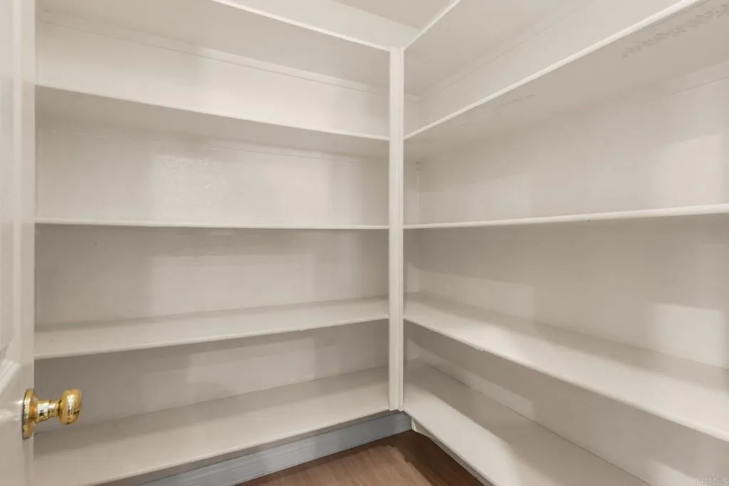 https://cdn.realtyfeed.com/cdn/127/306712346/64011e45eaec2debfc26720bd1632a7e.webp