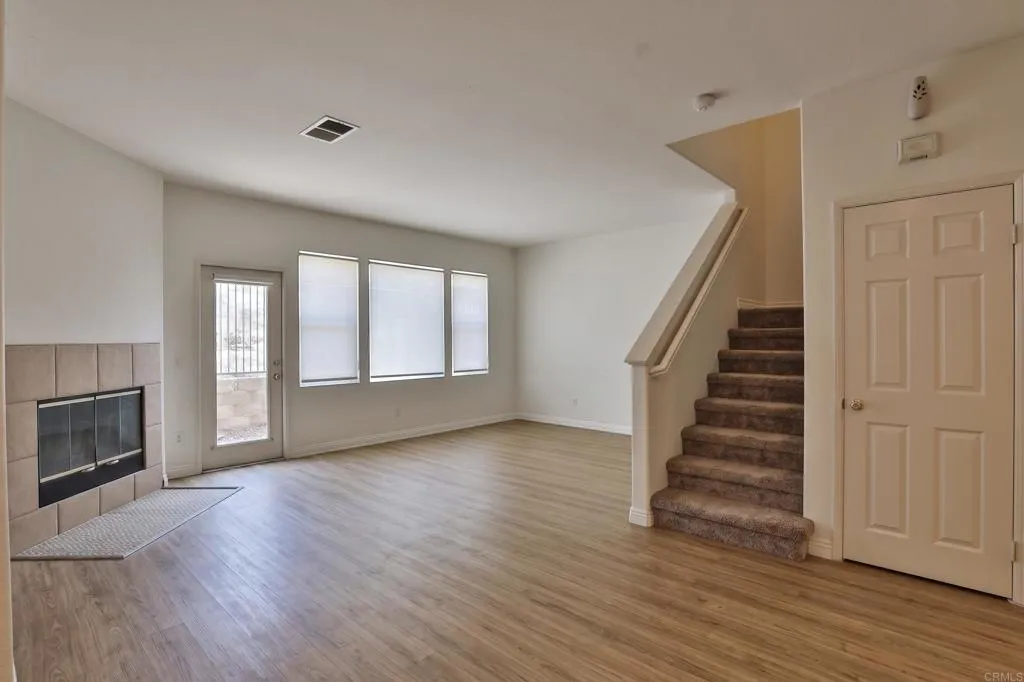 https://cdn.realtyfeed.com/cdn/127/306712346/71f462a6c89483618a57ffbcf6ea3c53.webp