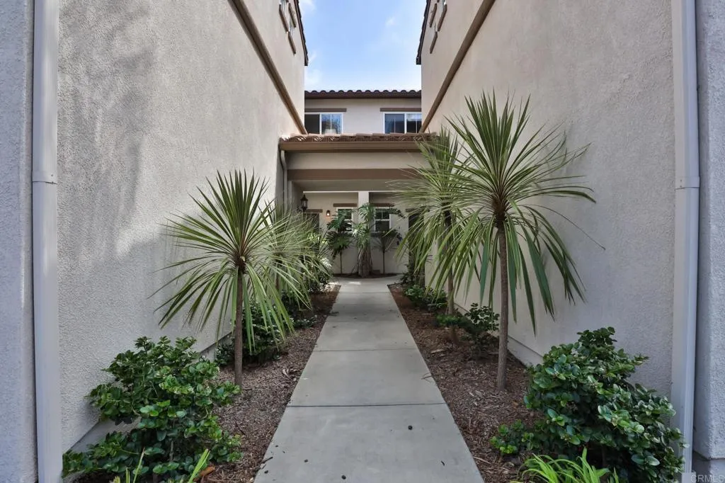 https://cdn.realtyfeed.com/cdn/127/306712346/98fb2a12806f970e228753f50678600c.webp