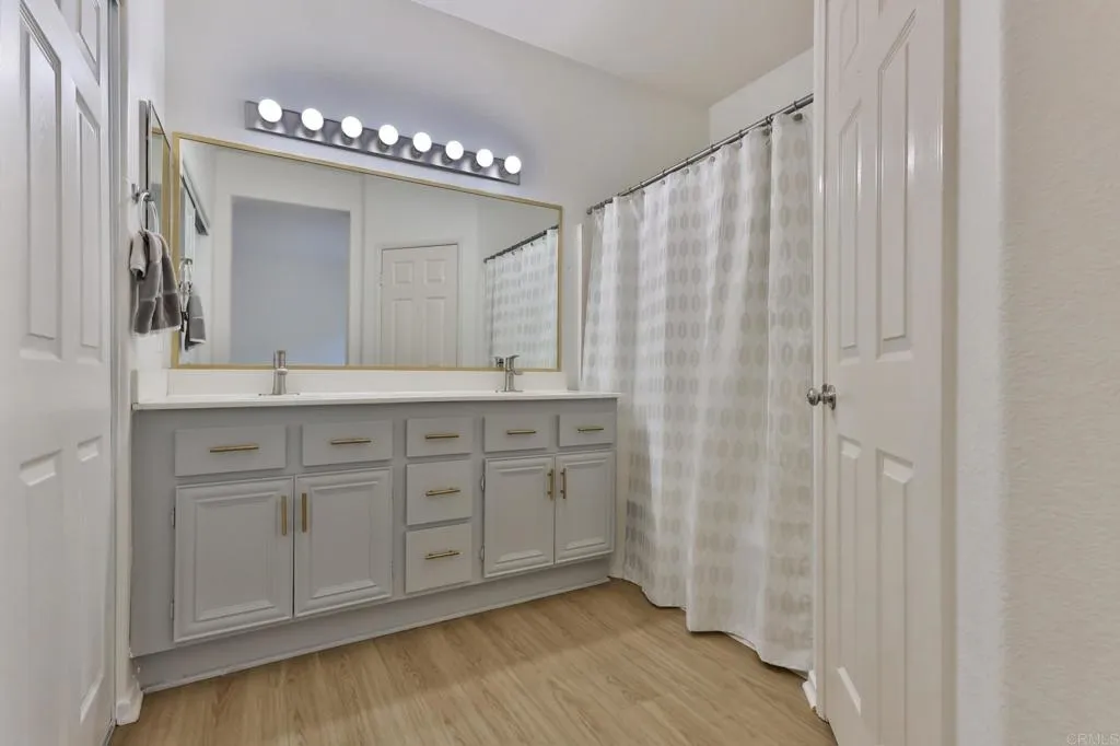 https://cdn.realtyfeed.com/cdn/127/306712346/d108d1307dd39ec227dbef185cb619c1.webp