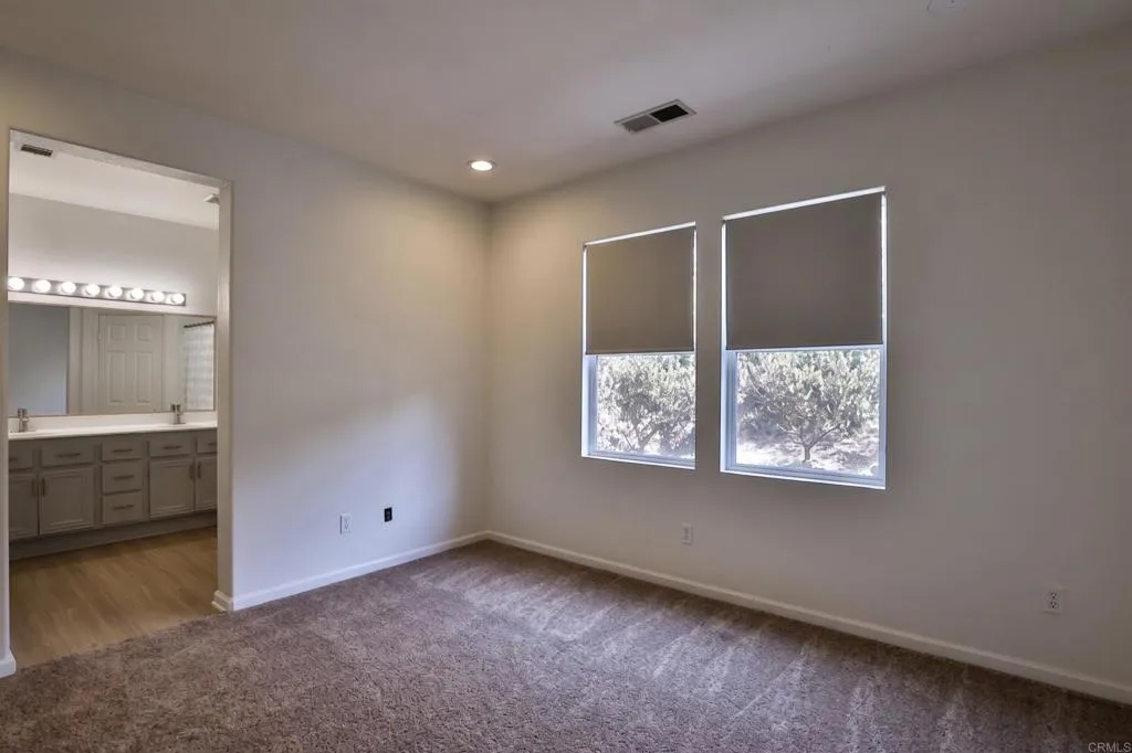 https://cdn.realtyfeed.com/cdn/127/306712346/e17d0d23862539b79e167880d81f105c.webp