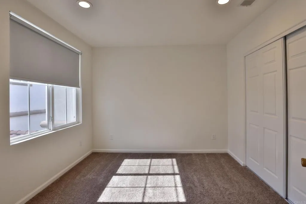 https://cdn.realtyfeed.com/cdn/127/306712346/f60ee9fa9f833cc55387c983dbb75fe2.webp