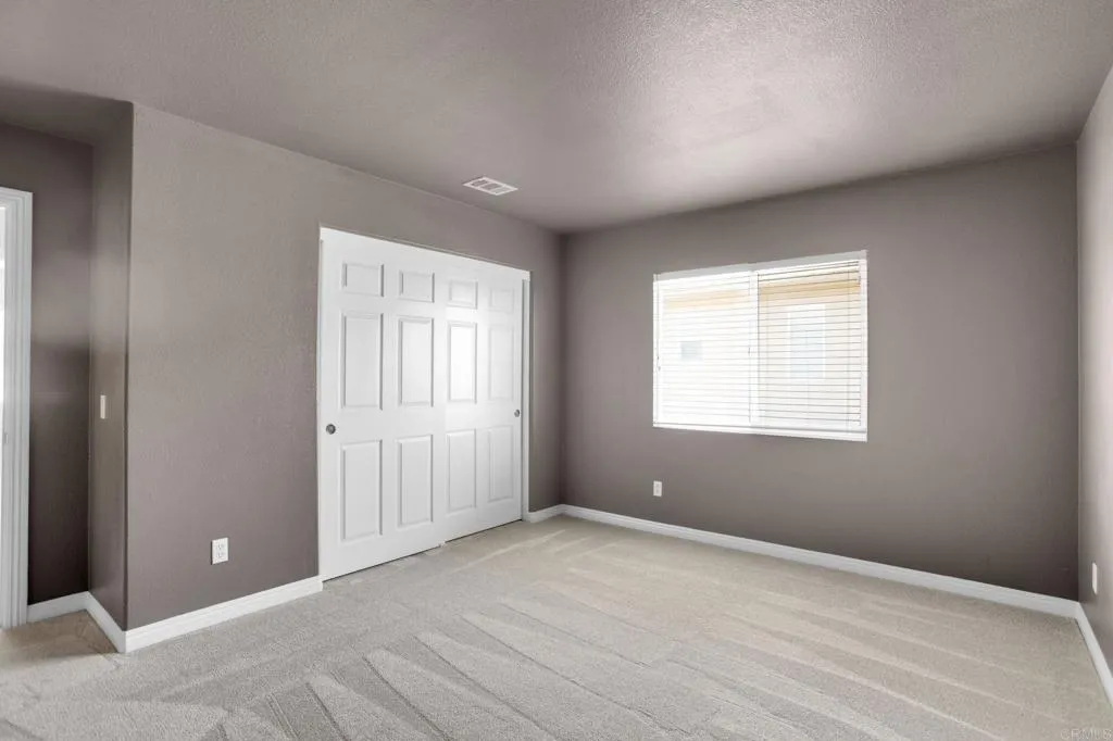 https://cdn.realtyfeed.com/cdn/127/306712359/66140362a040a7f53301b1f56722ca15.webp