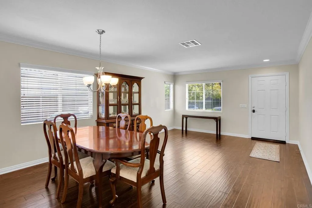 https://cdn.realtyfeed.com/cdn/127/306712359/8c5946e06252172d2ed2f02b5b5f1a60.webp