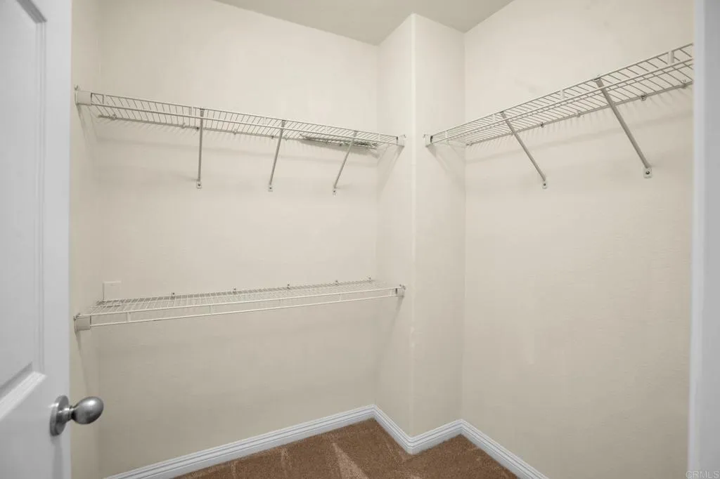 https://cdn.realtyfeed.com/cdn/127/306712359/b21289b68a9ebee50b54049cffd78e2a.webp