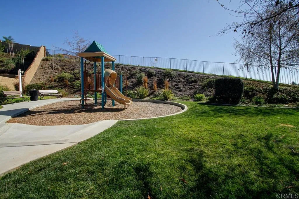 https://cdn.realtyfeed.com/cdn/127/306712359/cfbacca0eedb6ffdcbf208464c15c788.webp