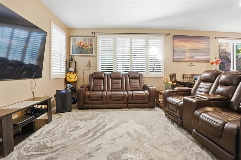 Corona, CA 92881