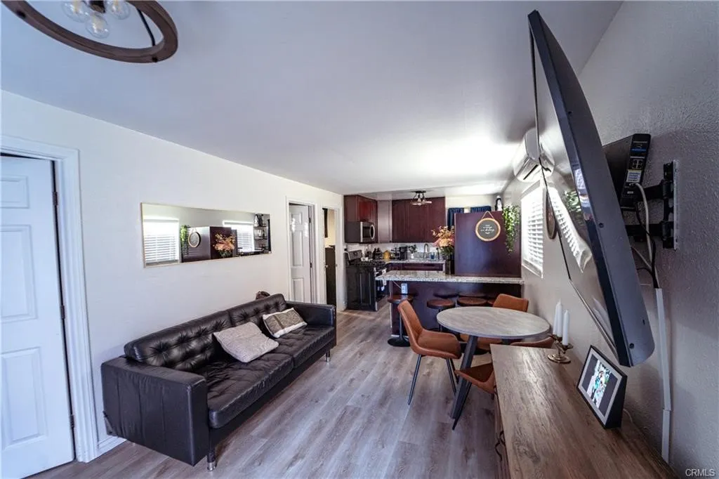 Photo #26: PW26099184 Listing: Photo #26
