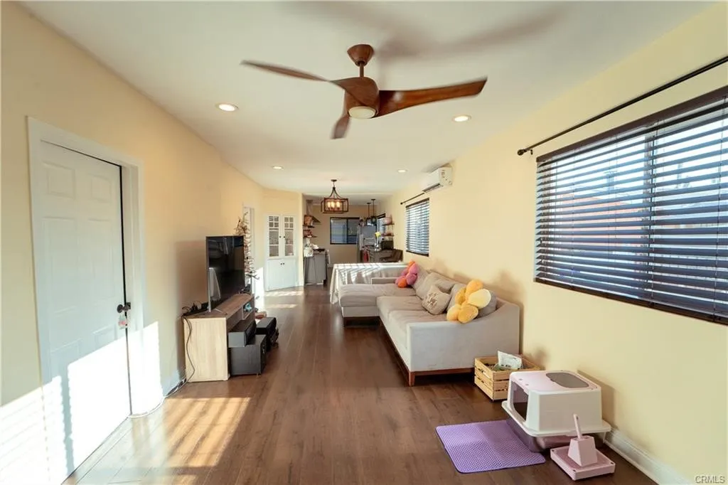 Photo #16: PW26099184 Listing: Photo #16