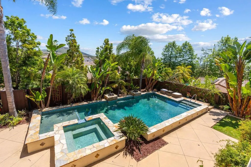 https://cdn.realtyfeed.com/cdn/127/306712458/0c307c7589377114052dc085f8f3ca2d.webp