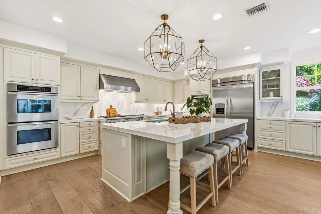 https://cdn.realtyfeed.com/cdn/127/306712458/1365e94a692f33fcc1f4d0fe5eac7479.webp