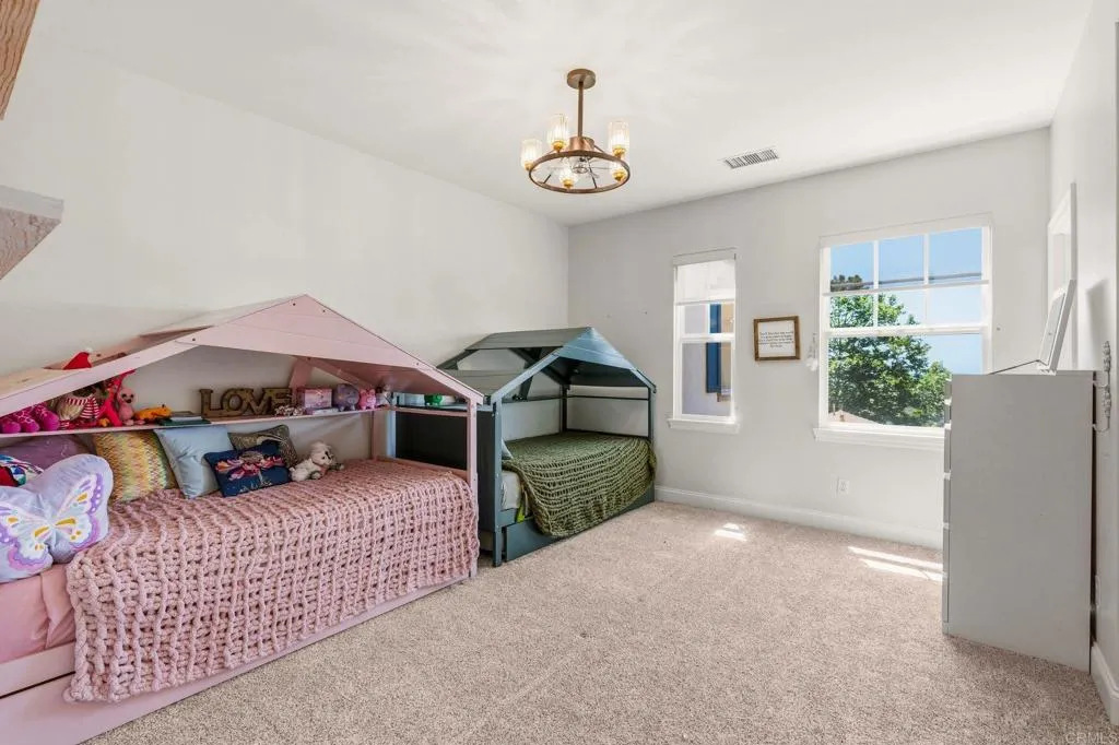 https://cdn.realtyfeed.com/cdn/127/306712458/1fe3122c45a34948bd001db16e6b1039.webp