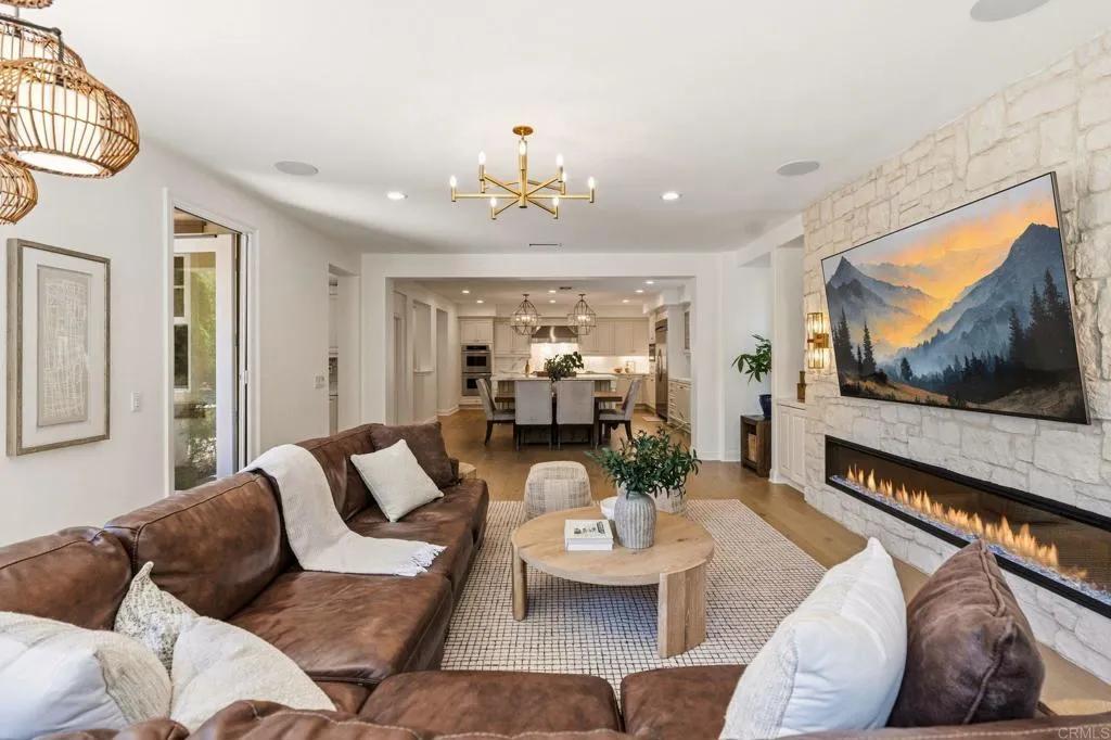 https://cdn.realtyfeed.com/cdn/127/306712458/9947af53d0c4bec0f84225e56be6de29.webp