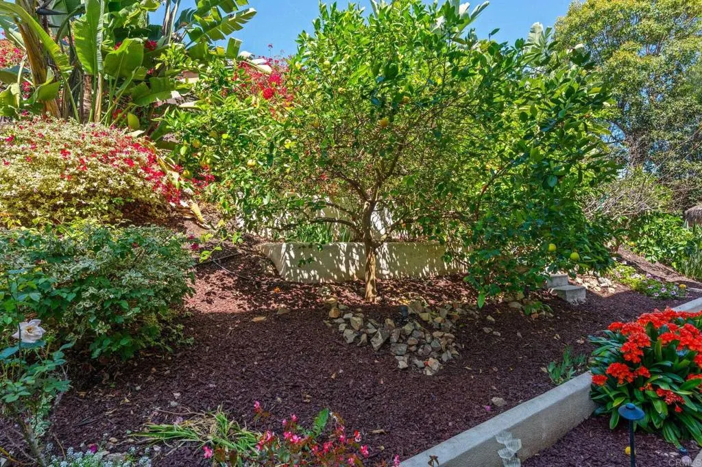 https://cdn.realtyfeed.com/cdn/127/306712458/9d9fbc8adc4e6eb3a4d750223172e0dd.webp
