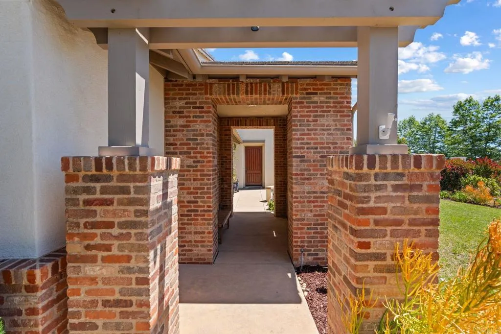 https://cdn.realtyfeed.com/cdn/127/306712458/ac37430944260fc2887c29836fd8a6e0.webp