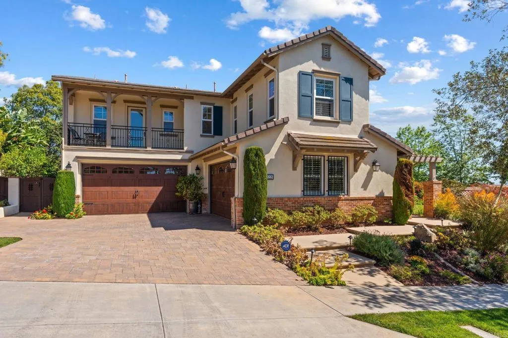 https://cdn.realtyfeed.com/cdn/127/306712458/e6936201bc594620667916f18a4b32a9.webp