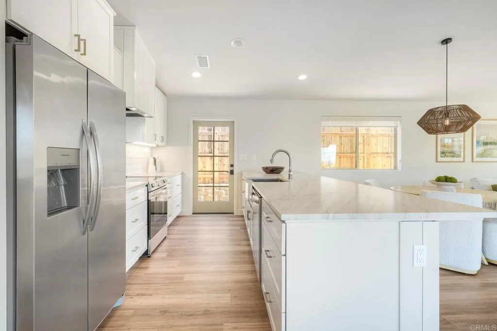 https://cdn.realtyfeed.com/cdn/127/306712465/3c19a41ae024ee7c9dfe33ce32e1f2ad.webp