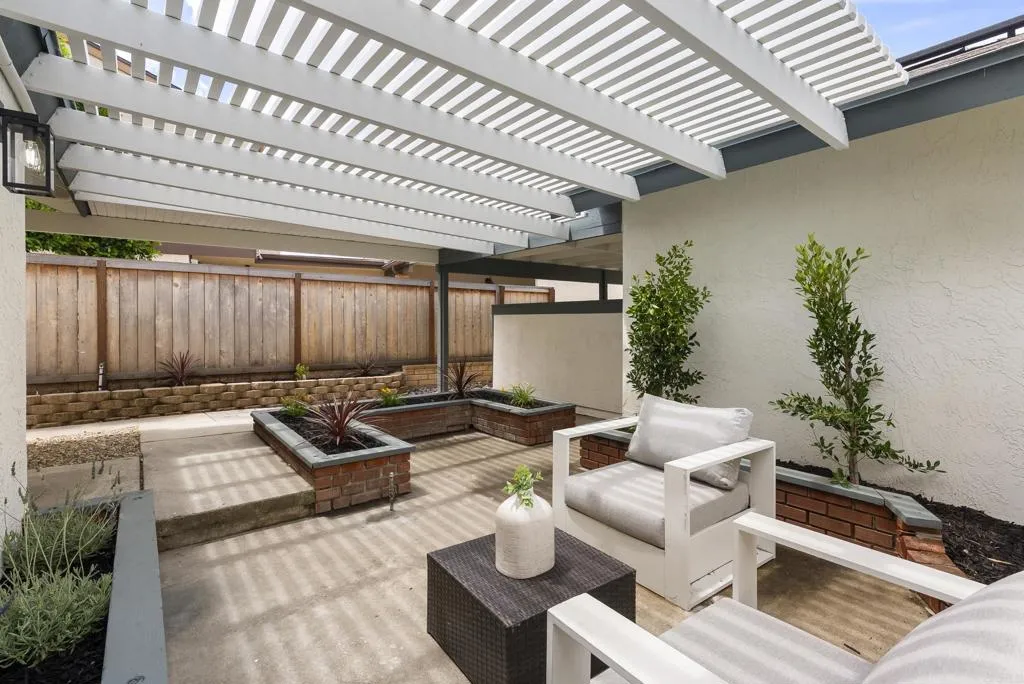 https://cdn.realtyfeed.com/cdn/127/306712479/016667cc6794e294cd62cc2a095a5b78.webp