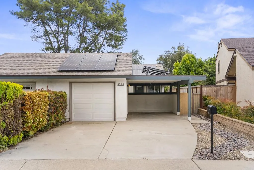 https://cdn.realtyfeed.com/cdn/127/306712479/03c42e2d46834fbd3c049cf12cbf331e.webp