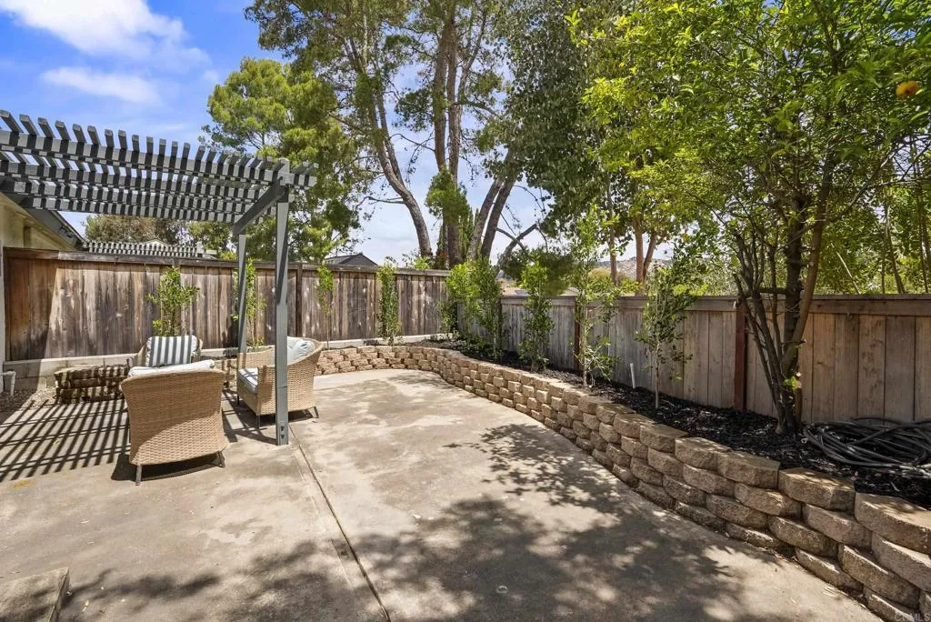 https://cdn.realtyfeed.com/cdn/127/306712479/58cb9c93119330ee554677b2dba85815.webp