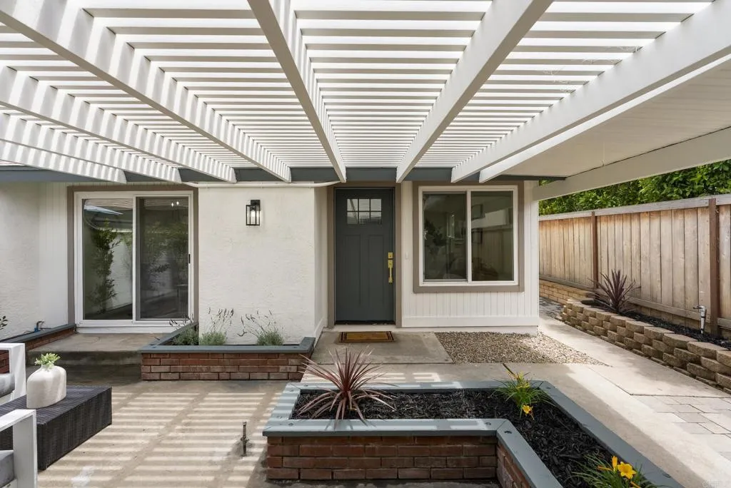 https://cdn.realtyfeed.com/cdn/127/306712479/849c16d53fec4d4c42bbb235a3a5816c.webp