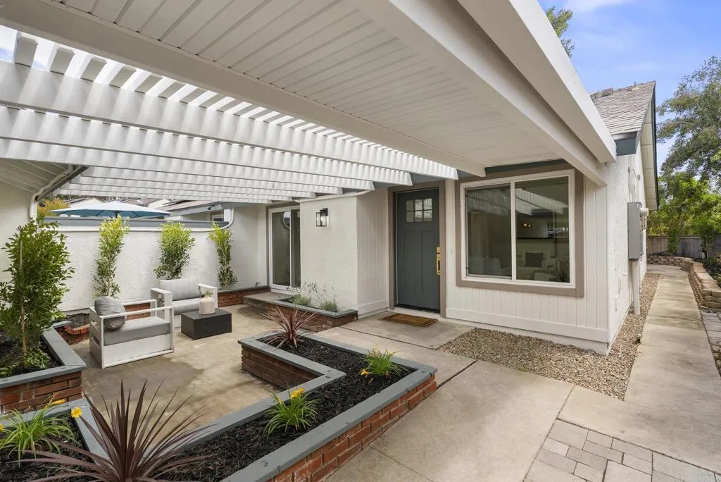 https://cdn.realtyfeed.com/cdn/127/306712479/857fcb360aa4b8d90be32ae08425cd50.webp