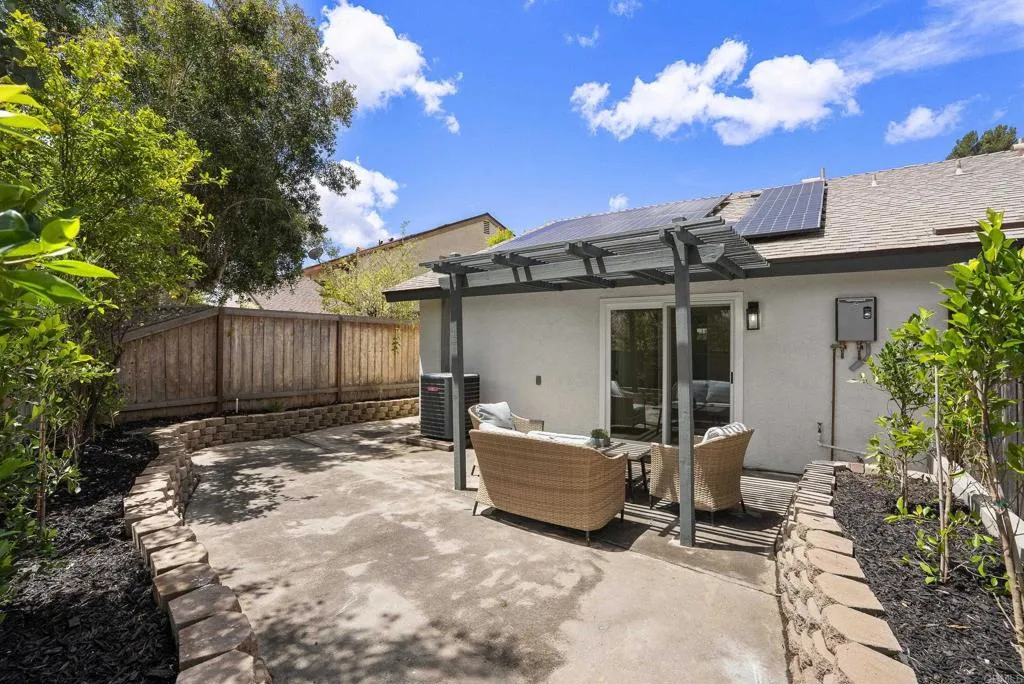 https://cdn.realtyfeed.com/cdn/127/306712479/912897363935caebdcb248e9d7441391.webp