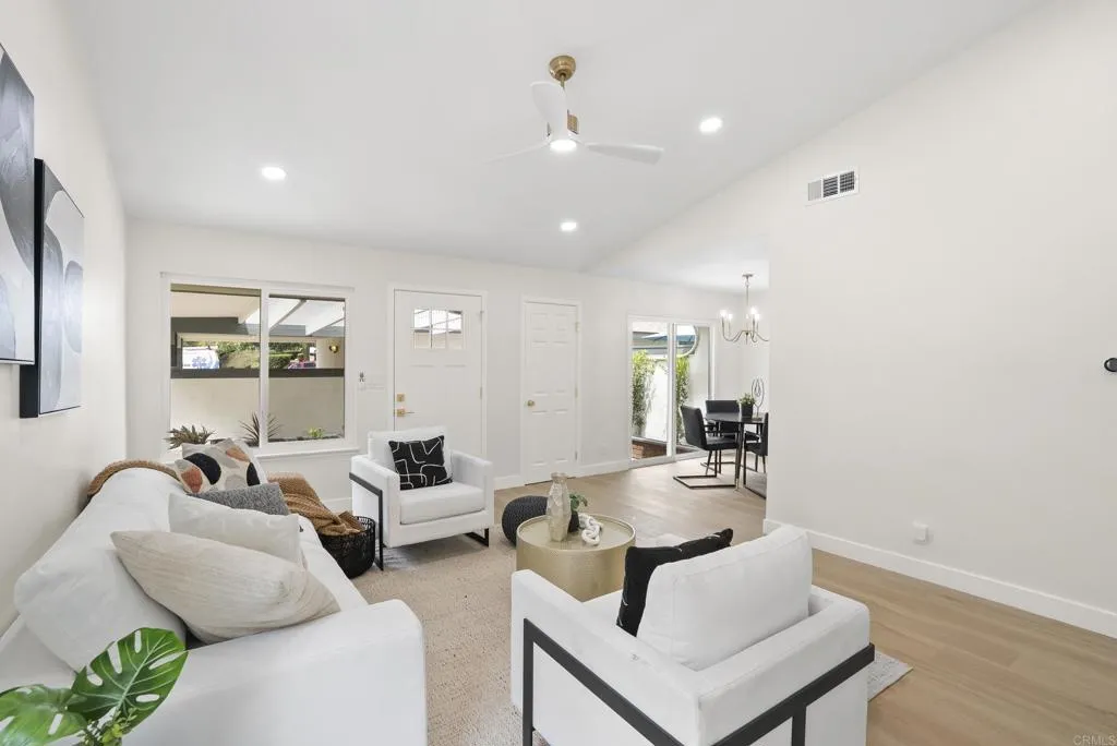 https://cdn.realtyfeed.com/cdn/127/306712479/ffe474bf3235d88cafe61b63a665d354.webp