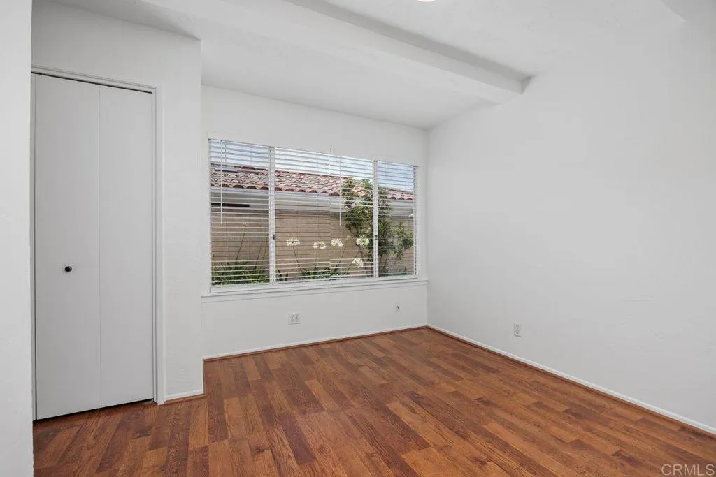 https://cdn.realtyfeed.com/cdn/127/306712493/34d92d0accc2ebc24397f2aa96d169bd.webp