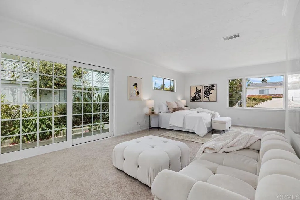 https://cdn.realtyfeed.com/cdn/127/306712493/c44d289ca40909268fb490ec473c339a.webp