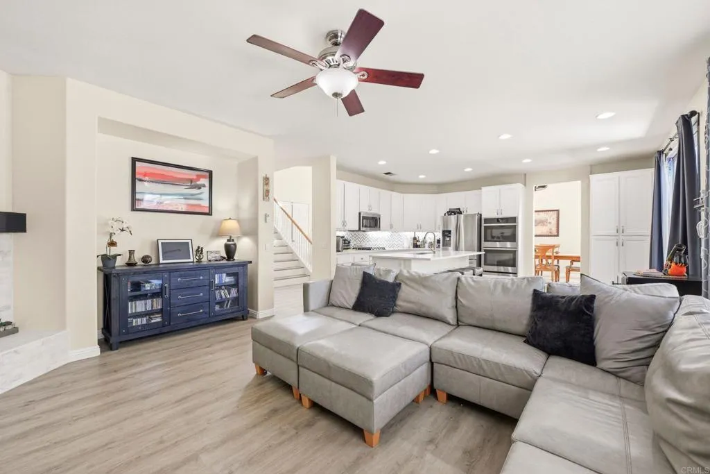 https://cdn.realtyfeed.com/cdn/127/306712500/279e2067ec39ae29ddf545261ff77a4f.webp