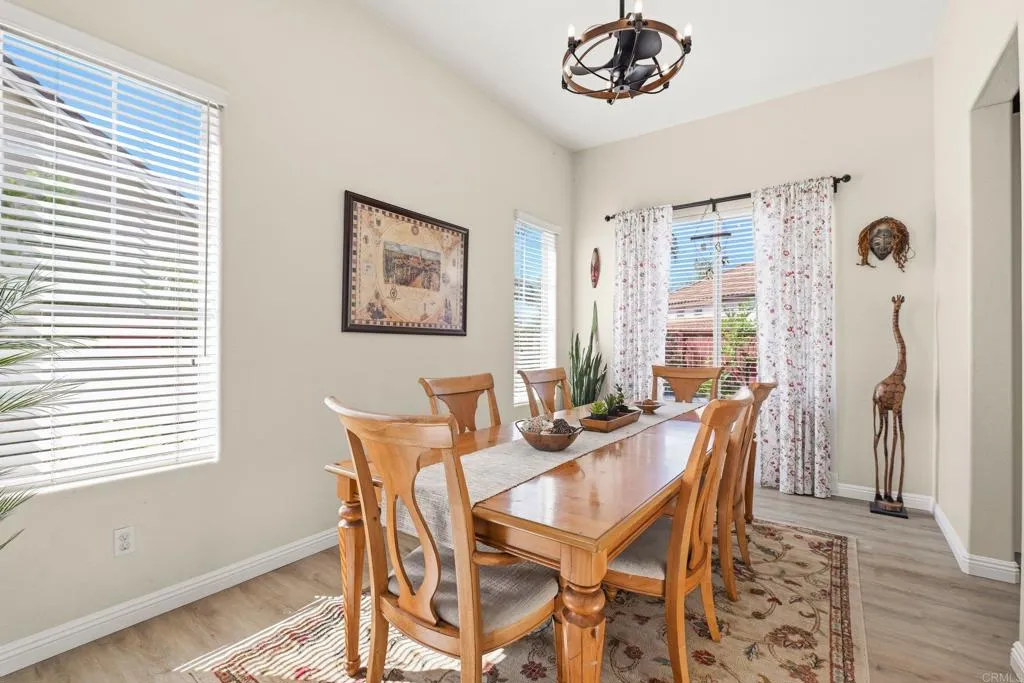 https://cdn.realtyfeed.com/cdn/127/306712500/2d62fbae987c75b85fdb1c06cd581d91.webp