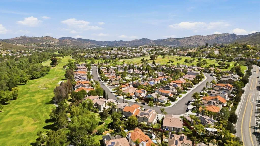 https://cdn.realtyfeed.com/cdn/127/306712500/2e7ef4ebb9671048de44414e6036be98.webp