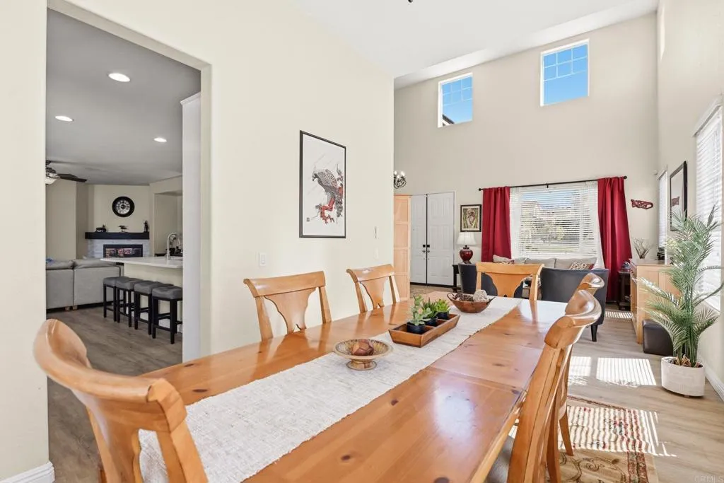 https://cdn.realtyfeed.com/cdn/127/306712500/99994b7e1d72ec16651e688c094939da.webp