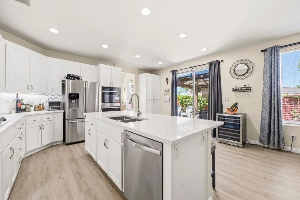 https://cdn.realtyfeed.com/cdn/127/306712500/f6c95dd4846fb63f902b1e7c97cdda8e.webp